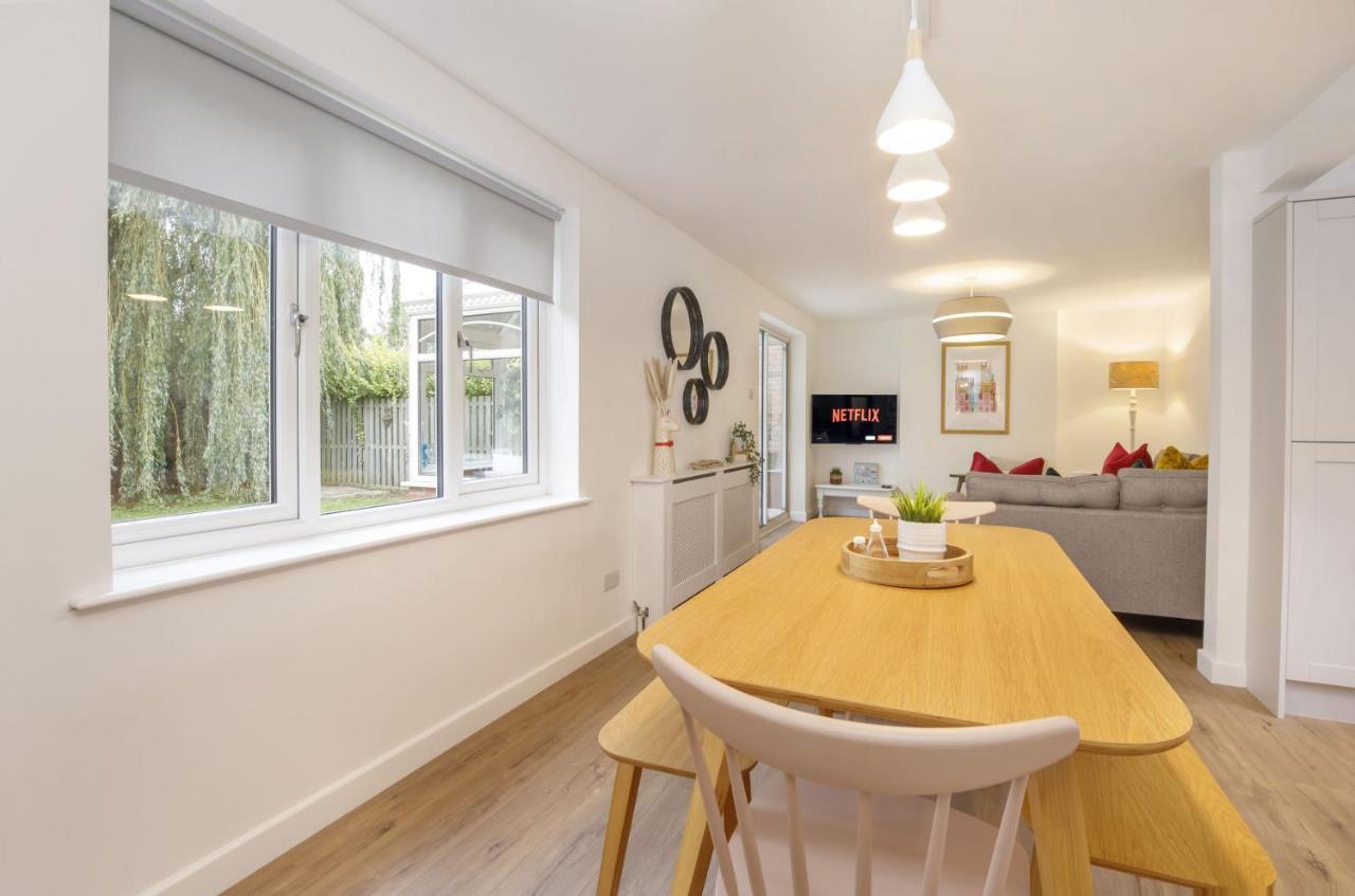 The Willows With Free Parking For 2 Cars York Exterior photo